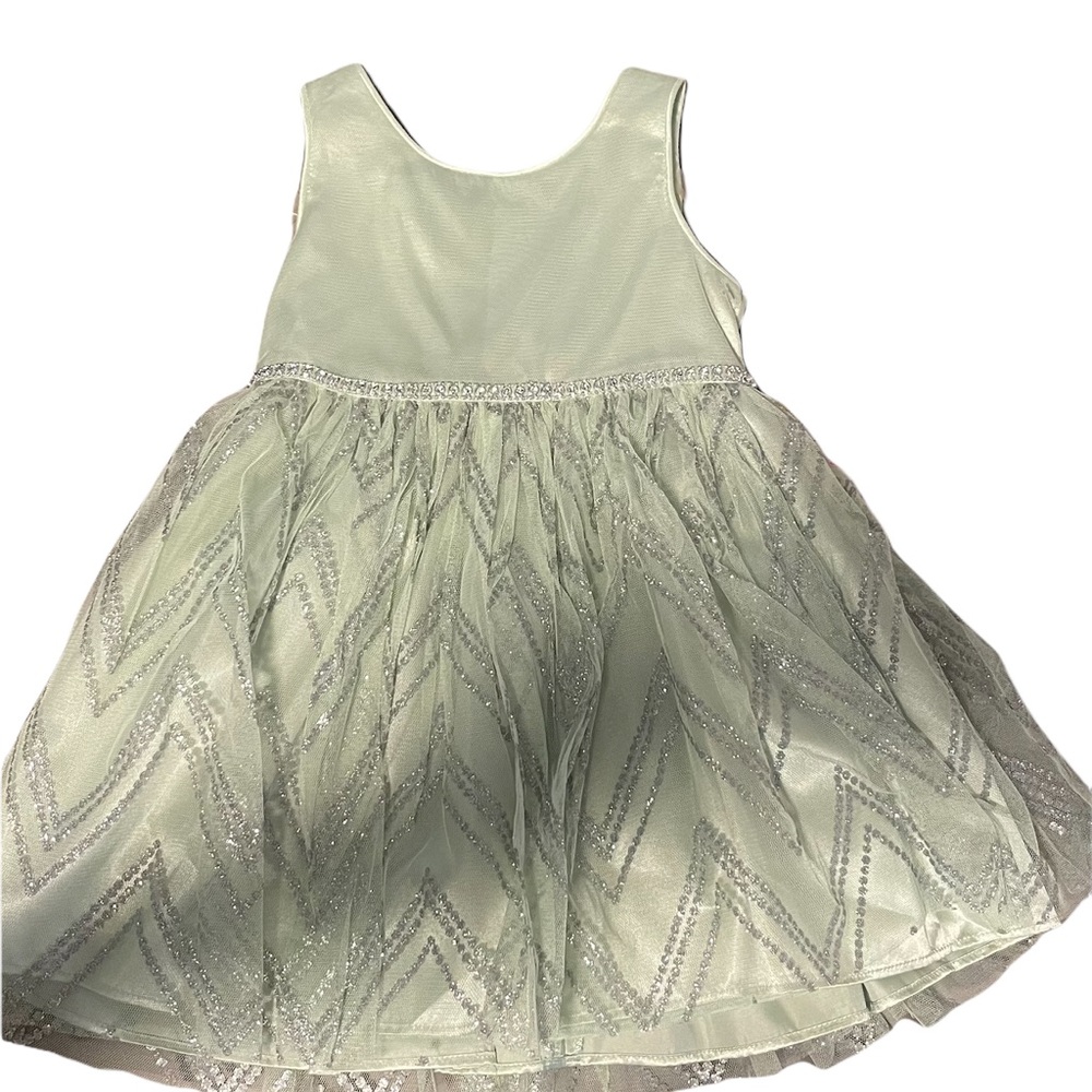 Toddler party dress in size 3T.